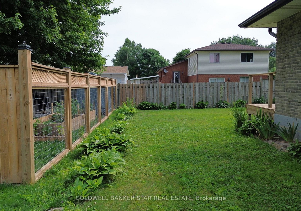109-b-victoria-street-southwest-middlesex-ontario-x12531508