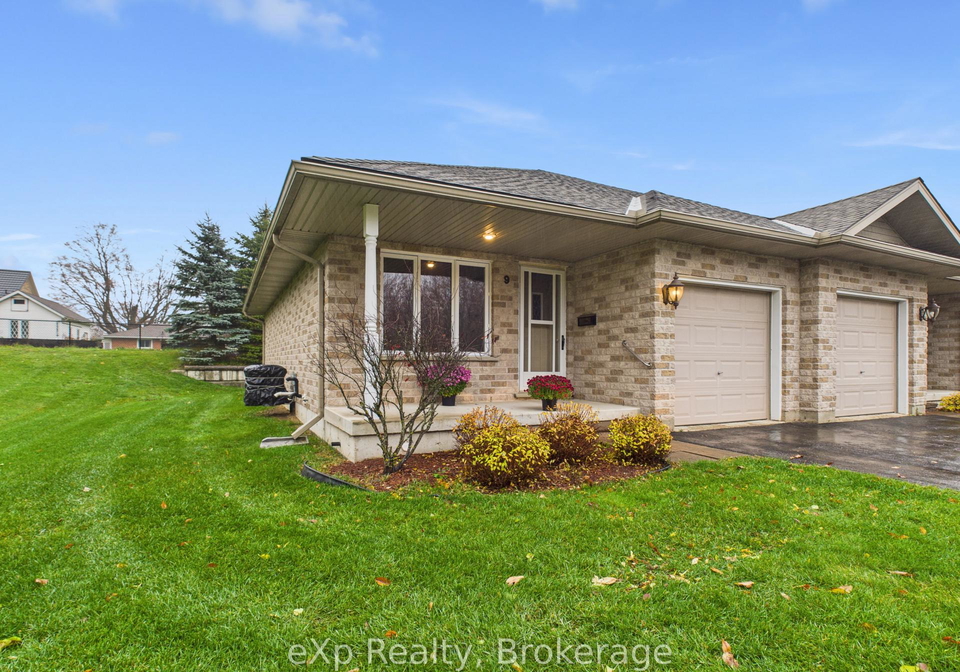 302-park-street-w-west-grey-ontario-x12531696