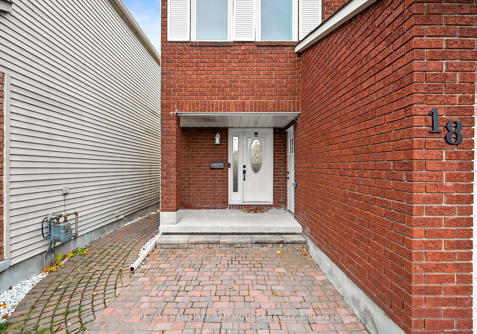 18-manju-street-ottawa-ontario-x12531902