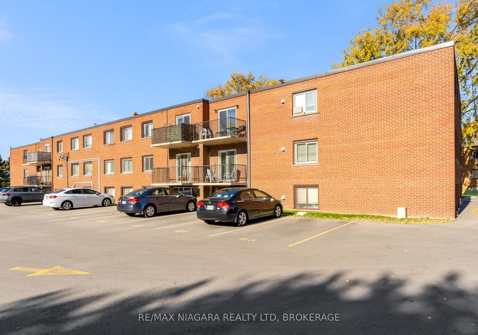456-carlton-street-st-catharines-ontario-x12532056