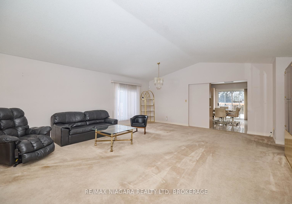 6869-imperial-court-niagara-falls-ontario-x12532200
