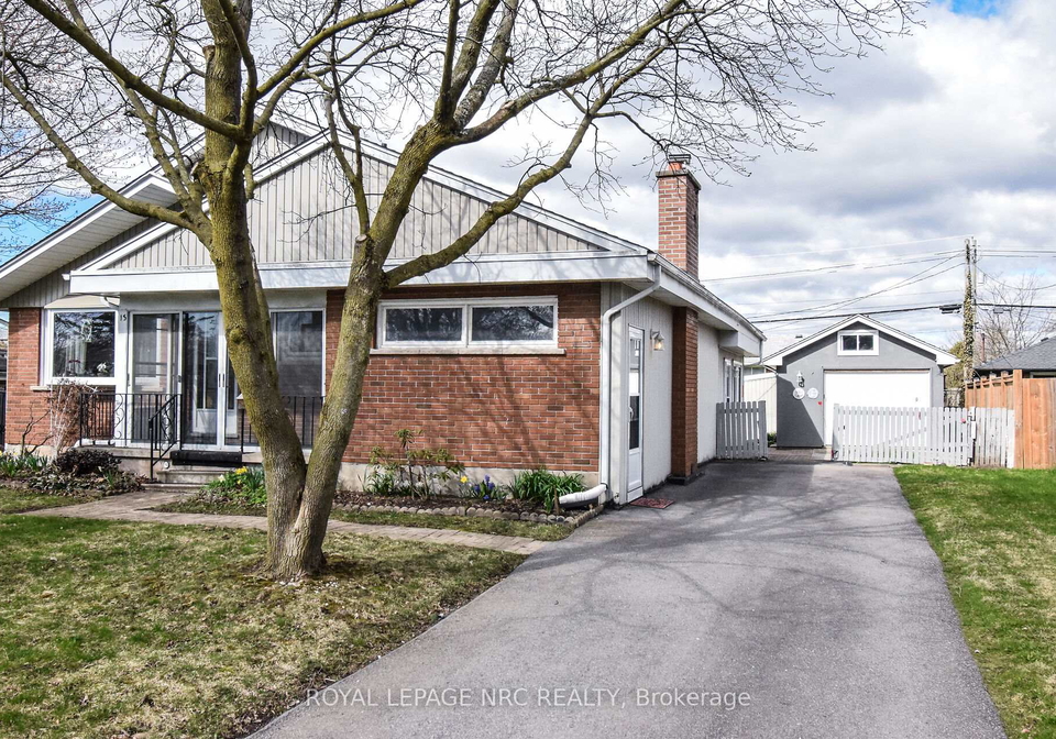 13-westmount-crescent-welland-ontario-x12532358