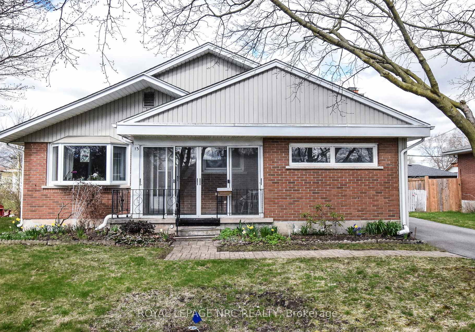 13-westmount-crescent-welland-ontario-x12532358