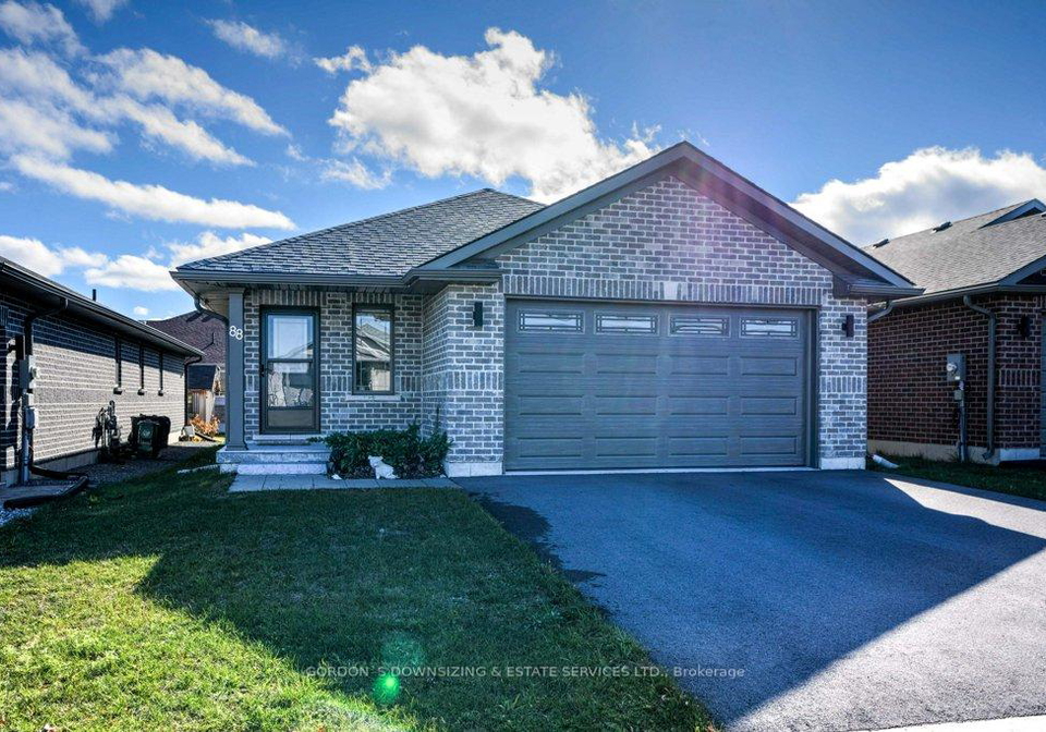 88-glenview-crescent-belleville-ontario-x12532530