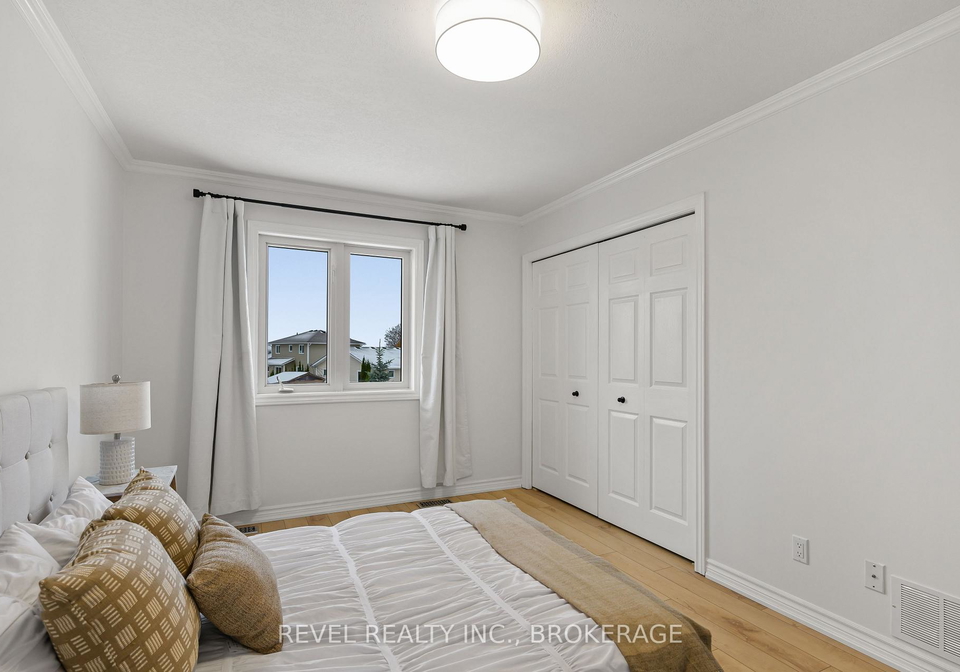 108-islandview-drive-loyalist-ontario-x12532552