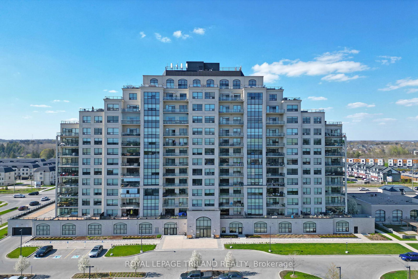 260-villagewalk-boulevard-london-north-ontario-x12532808