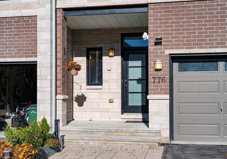 776-carnelian-crescent-ottawa-ontario-x12532878