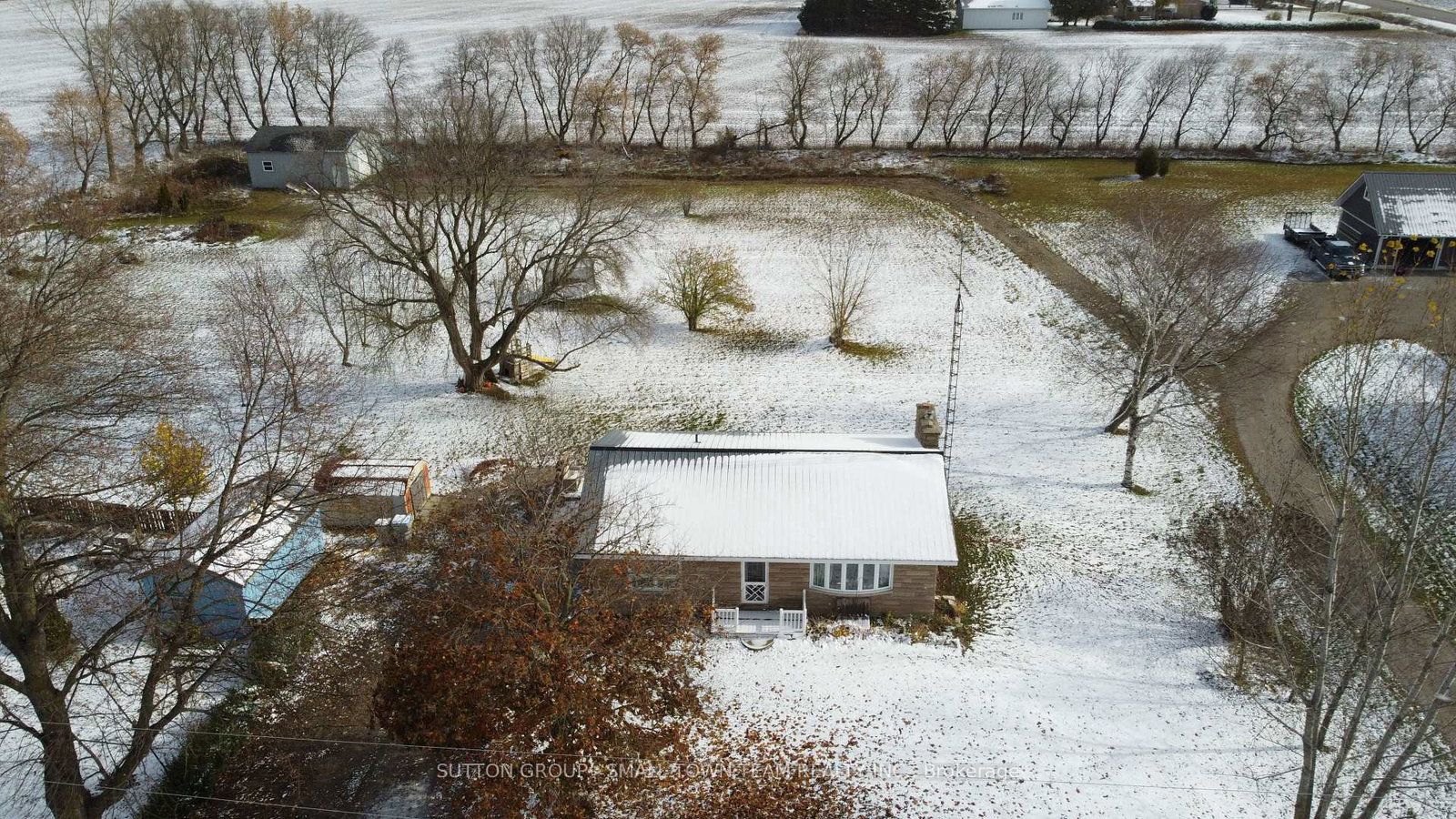 69228-corbett-line-south-huron-ontario-x12533254