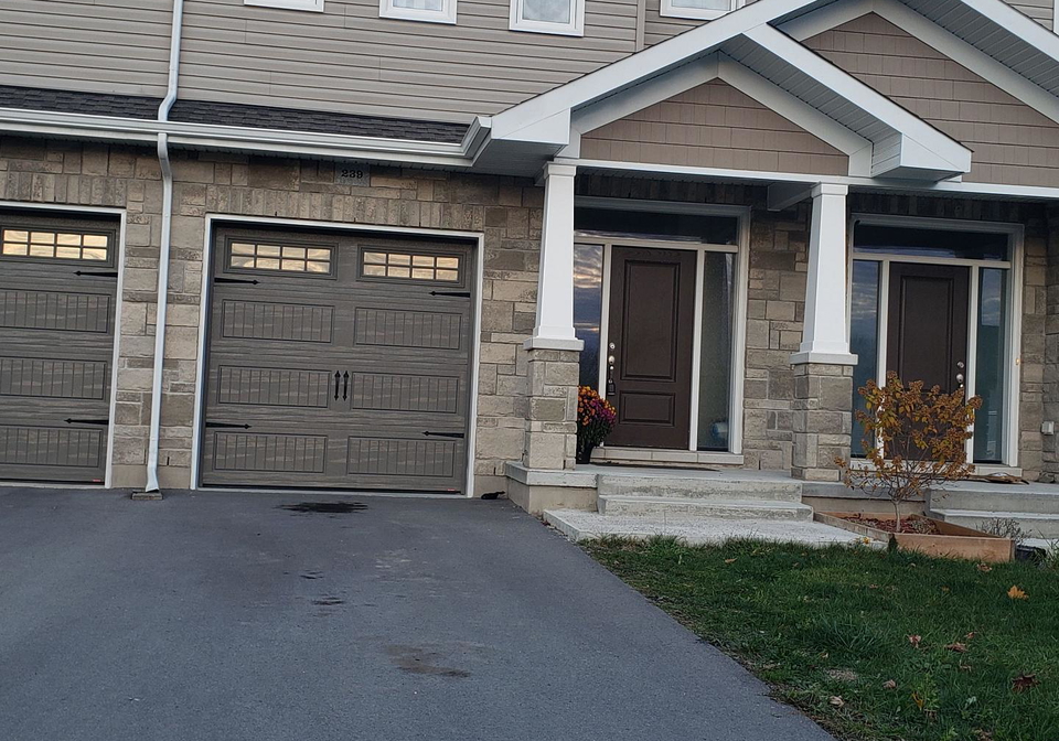 239-heritage-park-drive-greater-napanee-ontario-x12533298