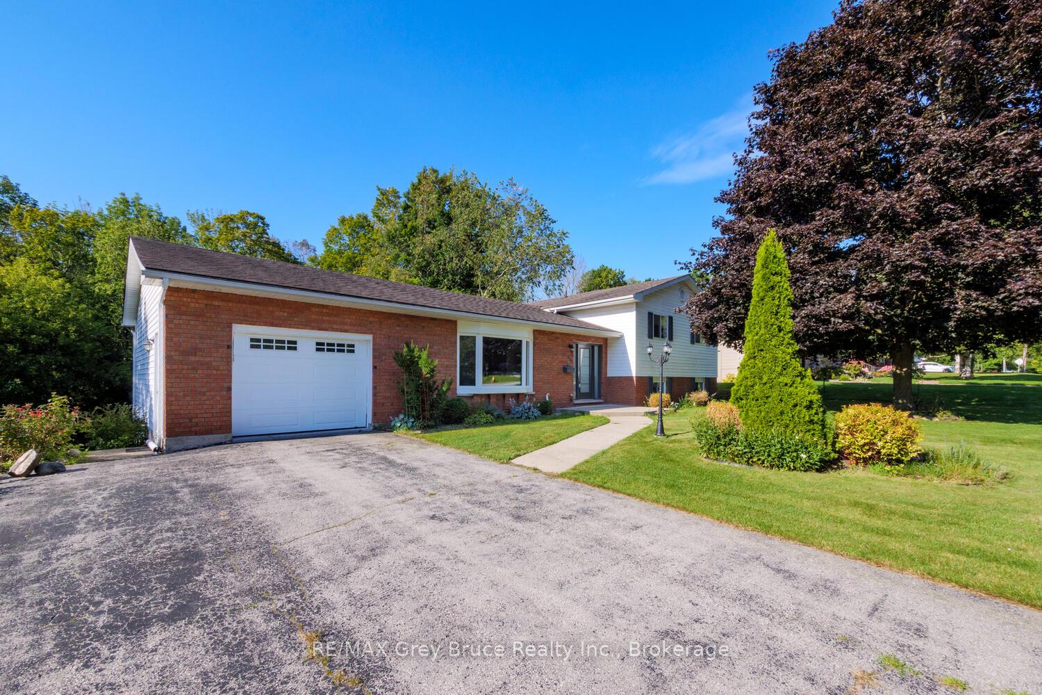 699-20th-street-w-owen-sound-ontario-x12533340
