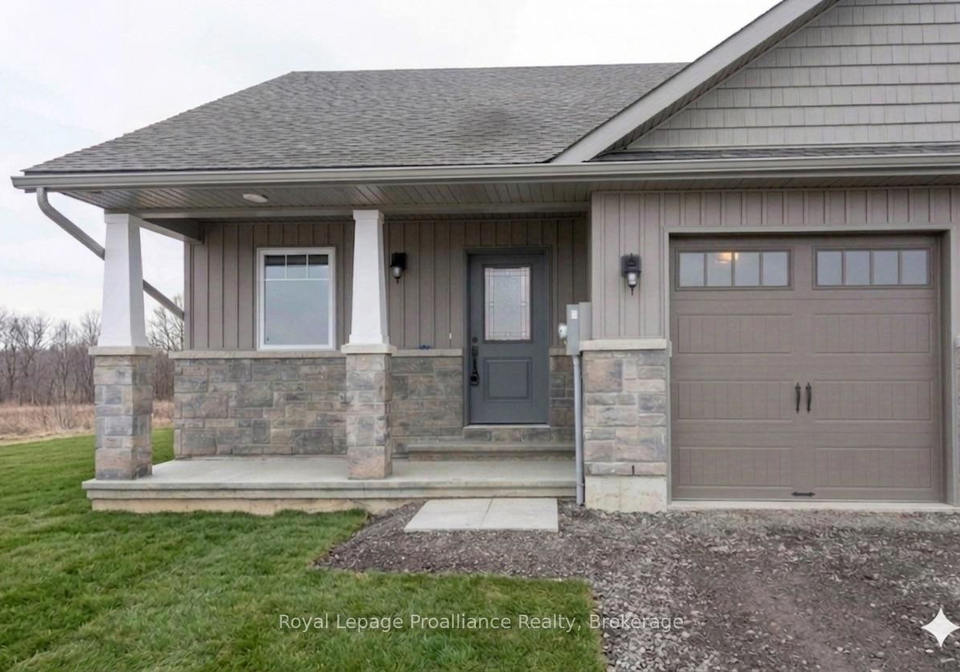 117-farrington-crescent-prince-edward-county-ontario-x12534336