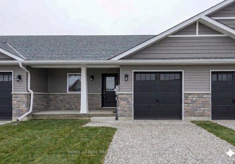 121-farrington-crescent-prince-edward-county-ontario-x12534456