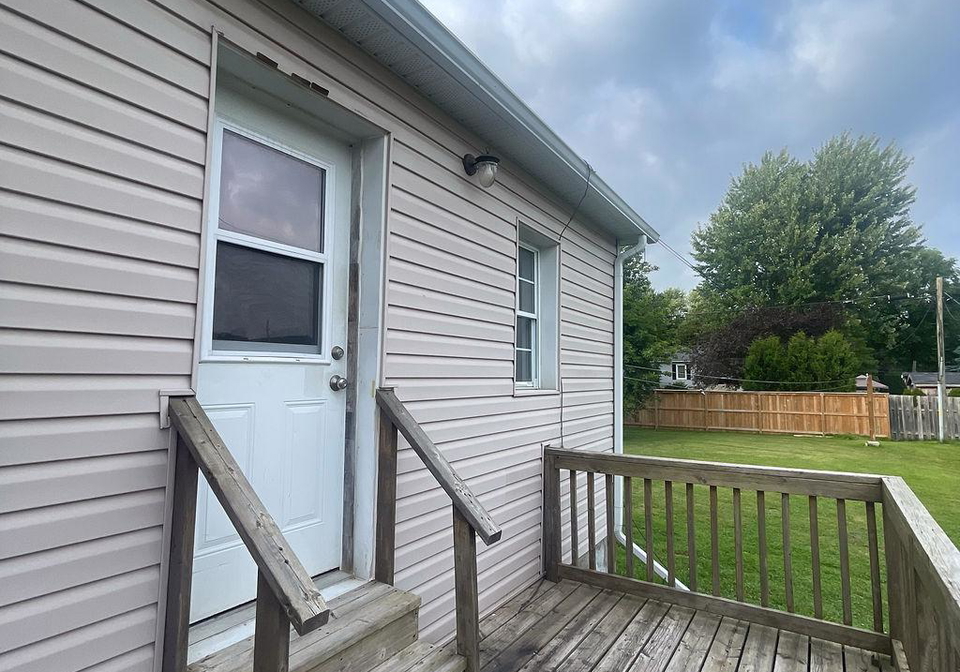 16-queen-street-n-minto-ontario-x12535106