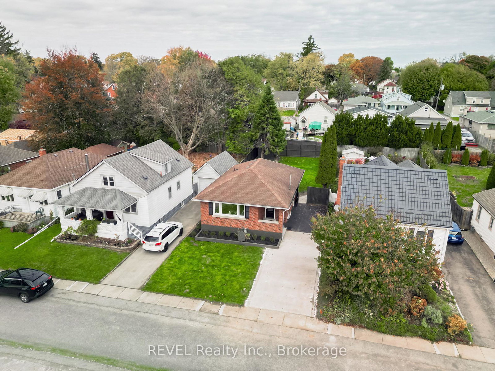6483-monroe-street-niagara-falls-ontario-x12535558