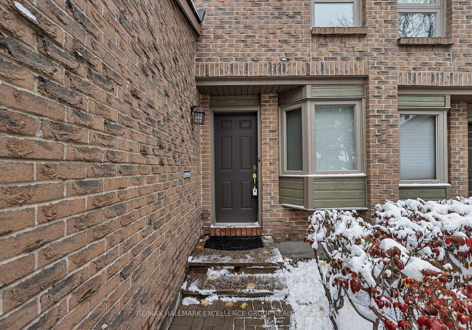 710-coronation-avenue-ottawa-ontario-x12535712