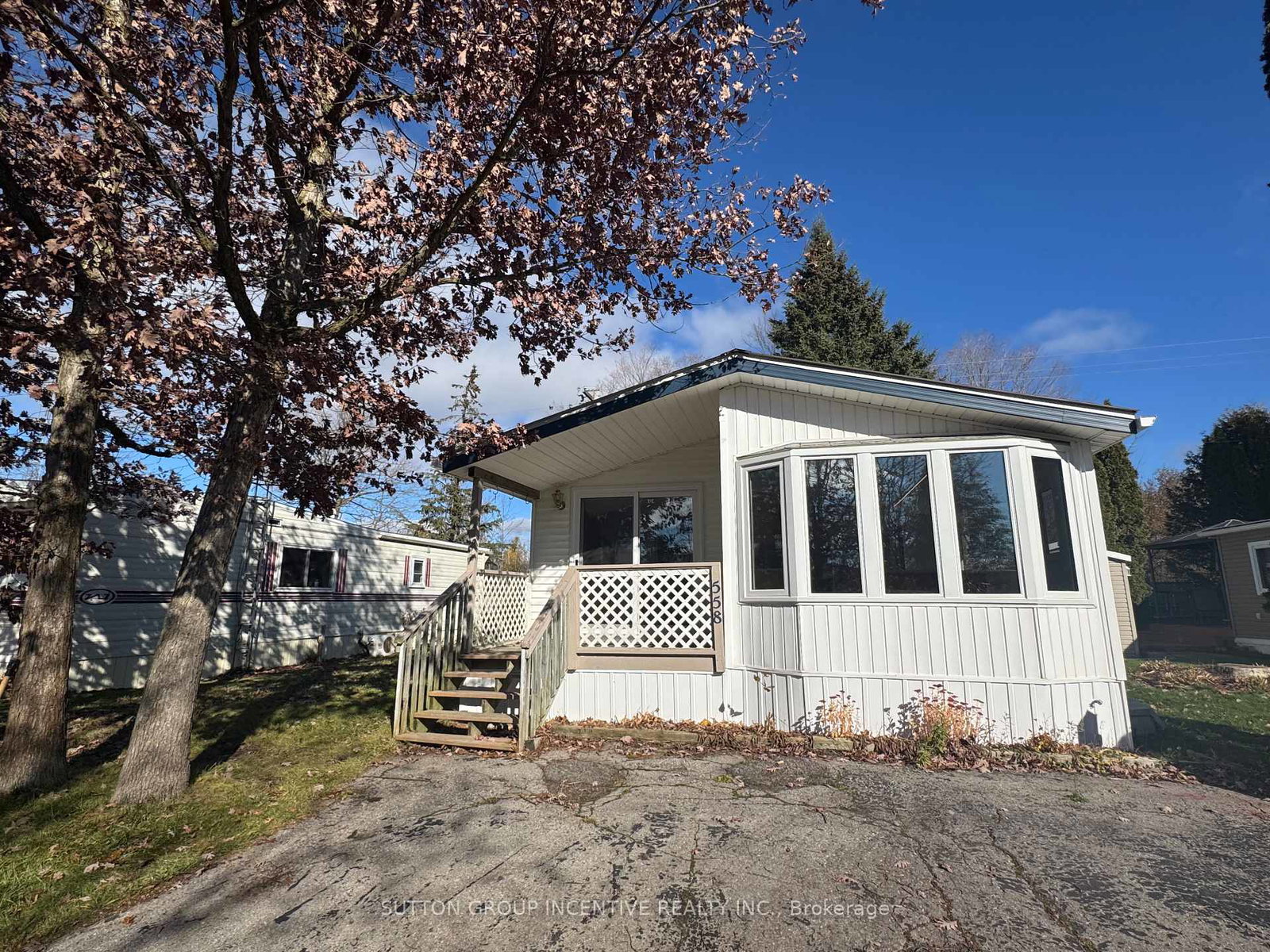 558-sumac-street-centre-wellington-ontario-x12535720