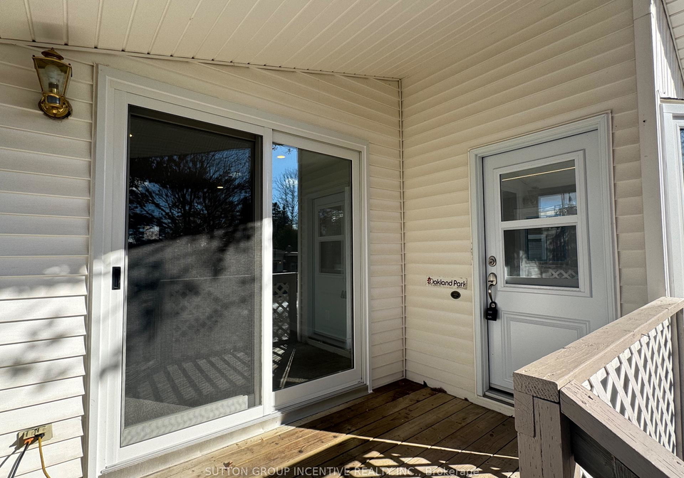 558-sumac-street-centre-wellington-ontario-x12535720
