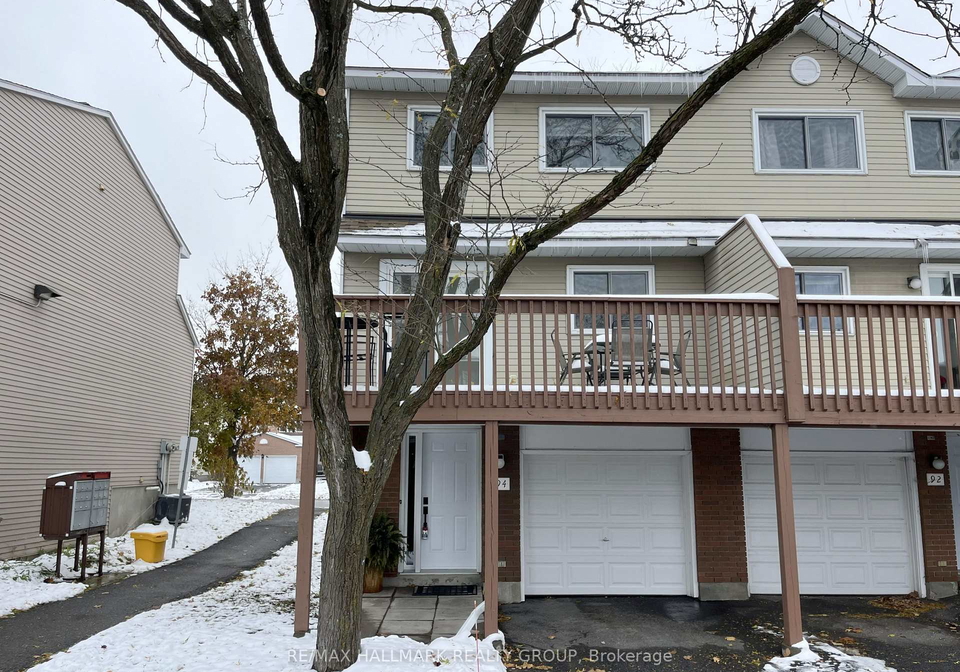 94-esterlawn-private-mckellar-heights-glabar-park-and-area-ottawa-ontario-x12535818