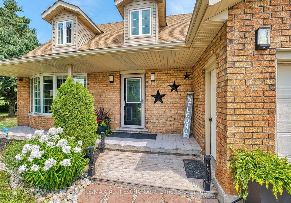 6617-third-line-centre-wellington-ontario-x12535856