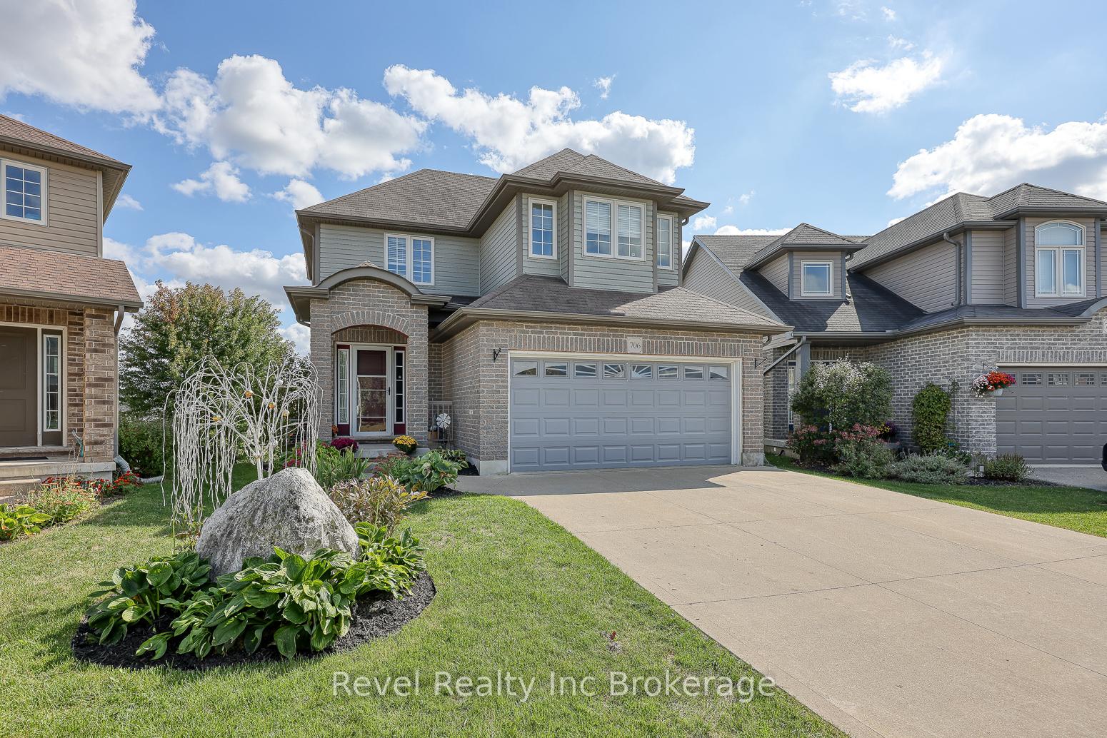 706-frontenac-crescent-woodstock-ontario-x12536262