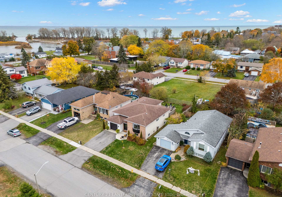 31-first-avenue-prince-edward-county-ontario-x12536290