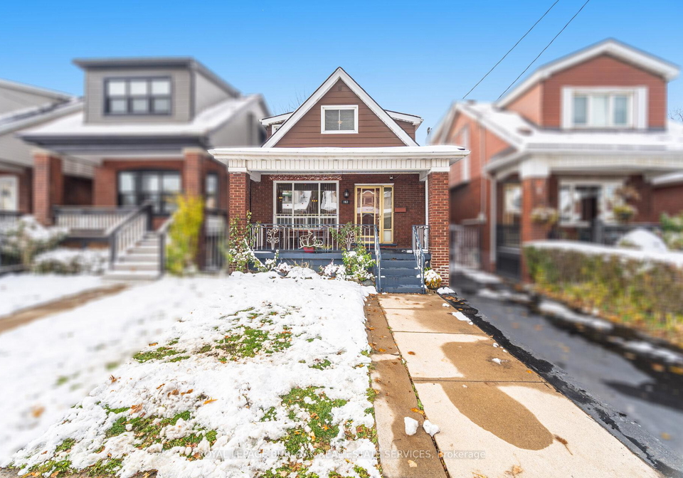 163-connaught-avenue-n-hamilton-ontario-x12536438
