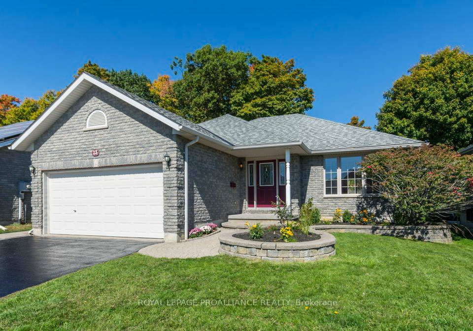 23-sunshine-lane-quinte-west-ontario-x12536504