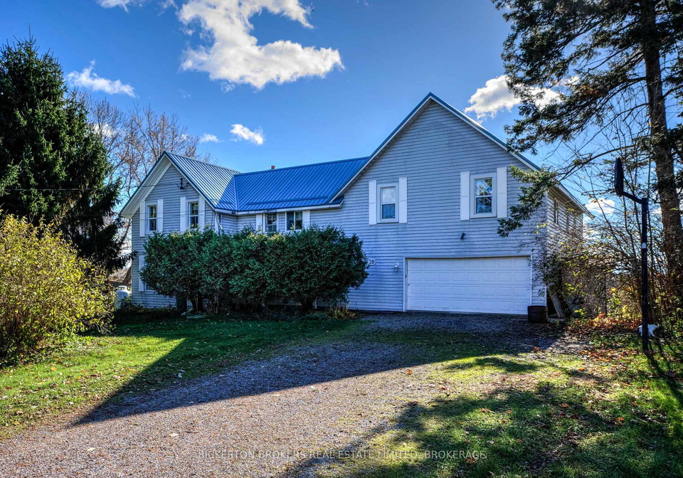20-gilbert-street-lansdowne-village-ontario-x12536942