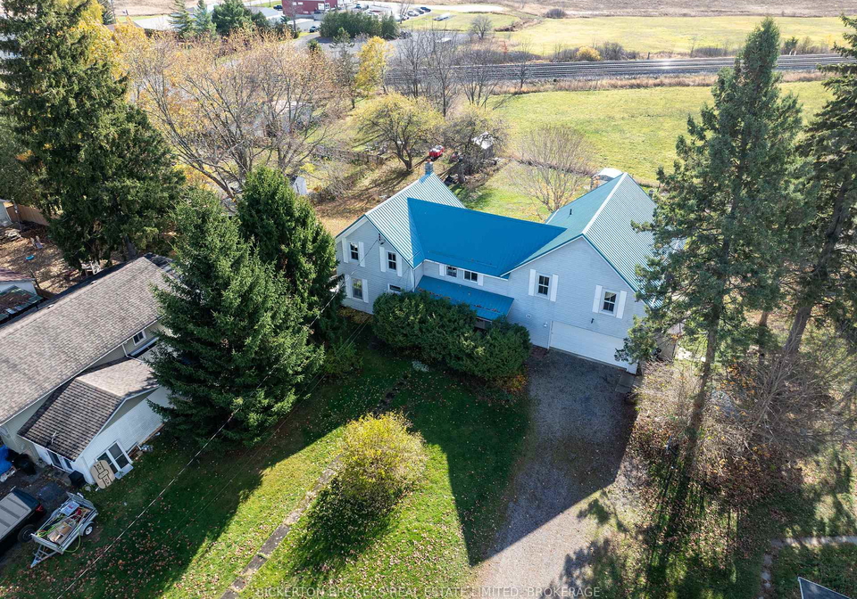20-gilbert-street-lansdowne-village-ontario-x12536942