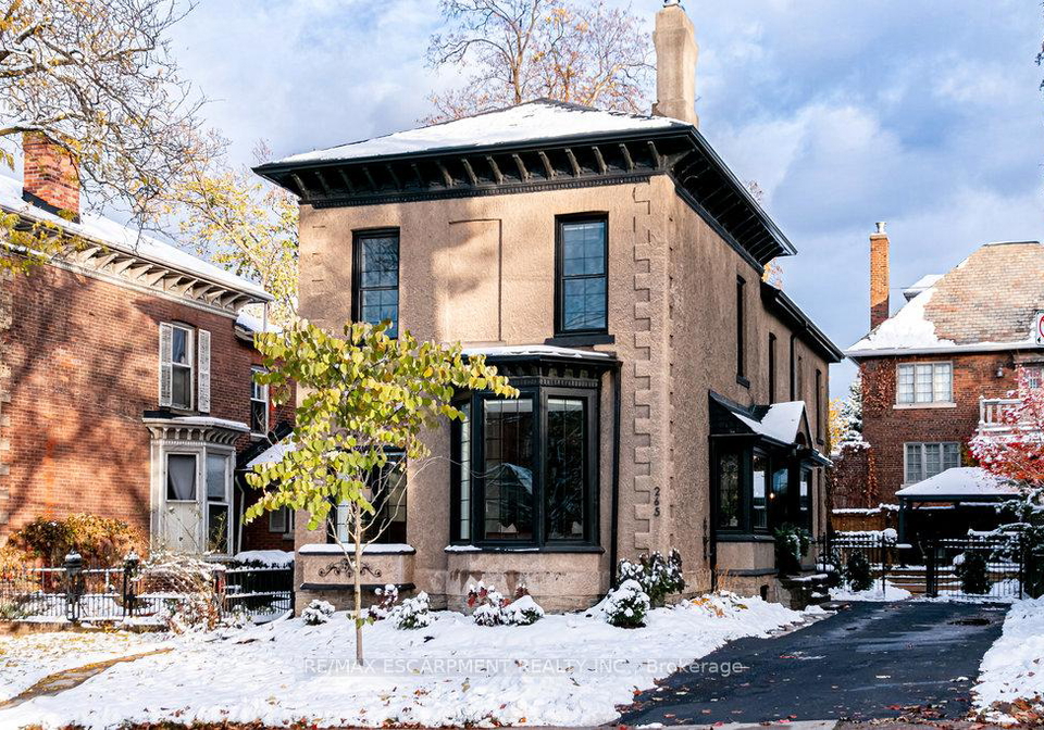265-macnab-street-s-hamilton-ontario-x12537316