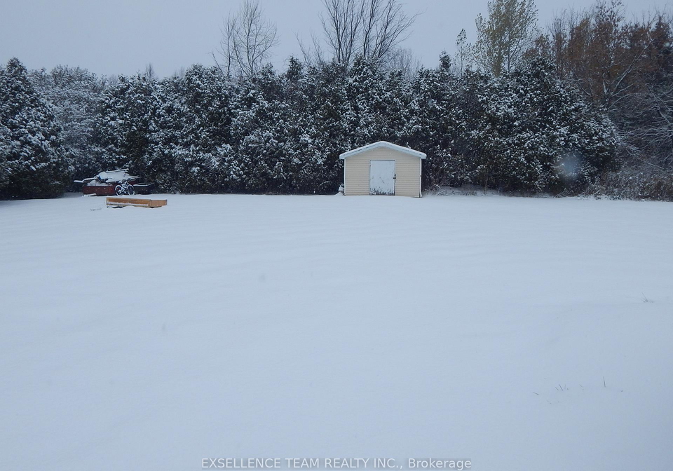 17015-chevrier-street-north-stormont-ontario-x12537592