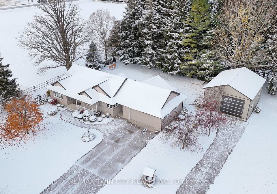 4230-line-61-rr-1-line-perth-east-ontario-x12538256