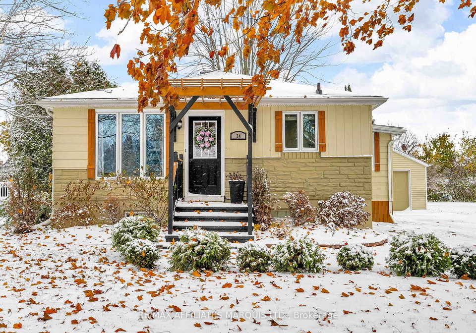 24-bethune-avenue-south-stormont-ontario-x12538422