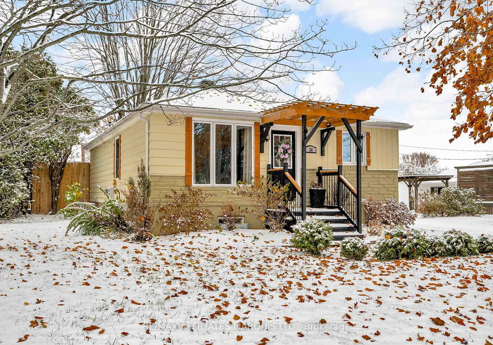 24-bethune-avenue-south-stormont-ontario-x12538422