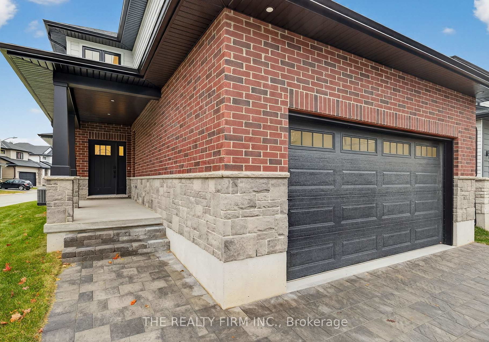 22701-adelaide-road-strathroycaradoc-strathroy-caradoc-ontario-x12538488