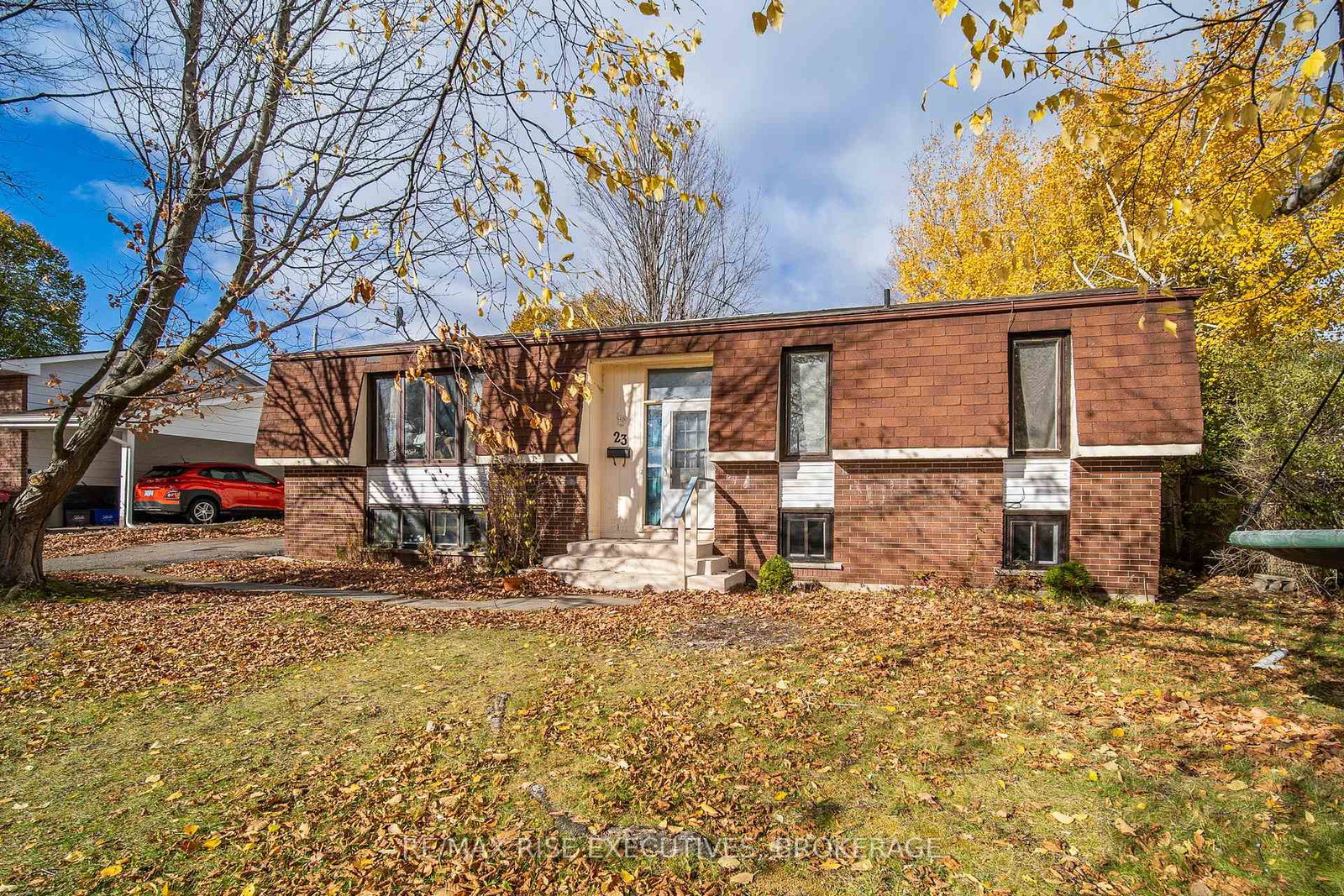23-huff-avenue-loyalist-ontario-x12538718