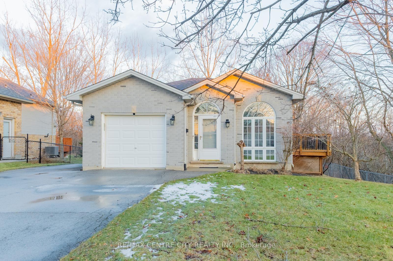 41619-major-line-e-southwold-ontario-x12539658
