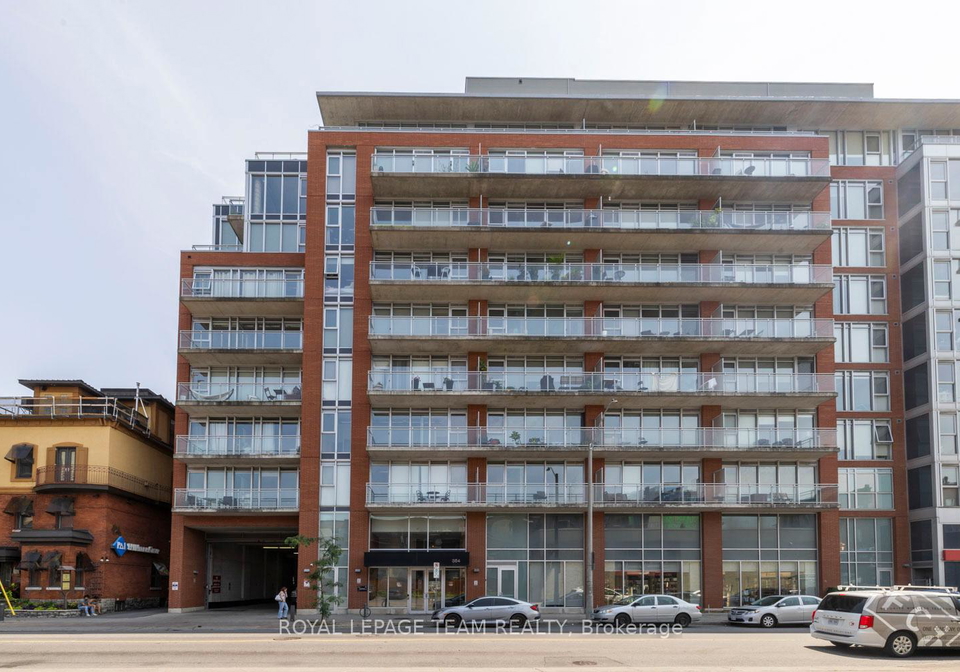 354-gladstone-avenue-ottawa-ontario-x12540252