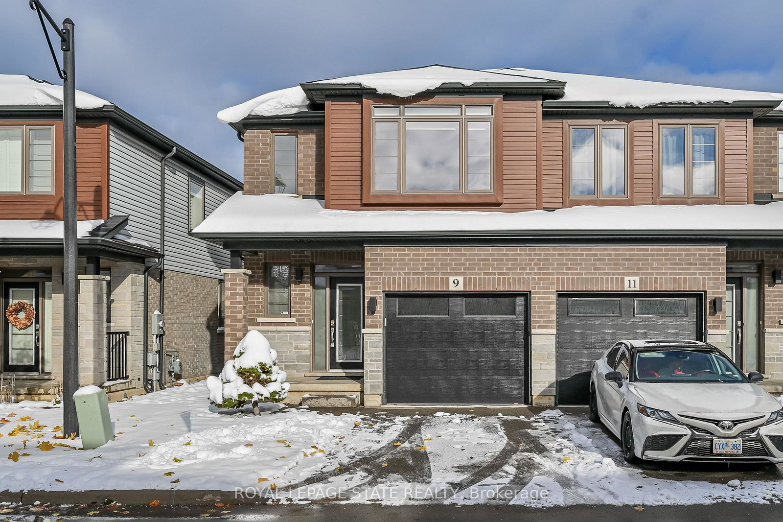 9-rouley-lane-hamilton-ontario-x12540536