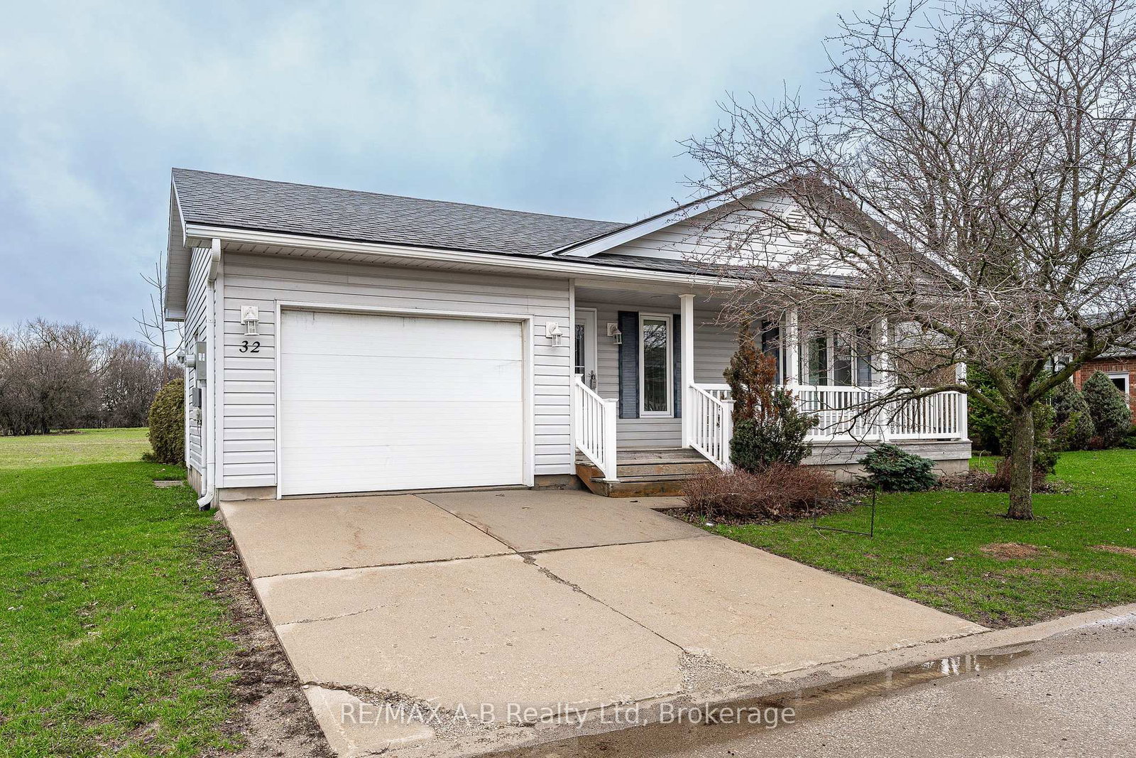 30-ann-street-st-marys-ontario-x12540776