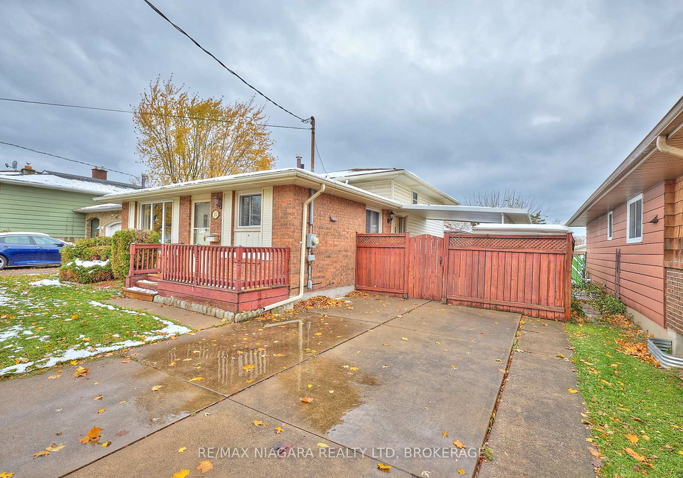 11-stonegate-drive-st-catharines-ontario-x12540846