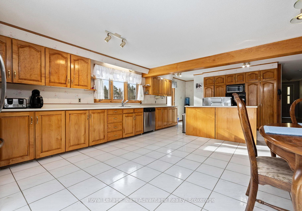 25-maple-street-seguin-ontario-x12540972