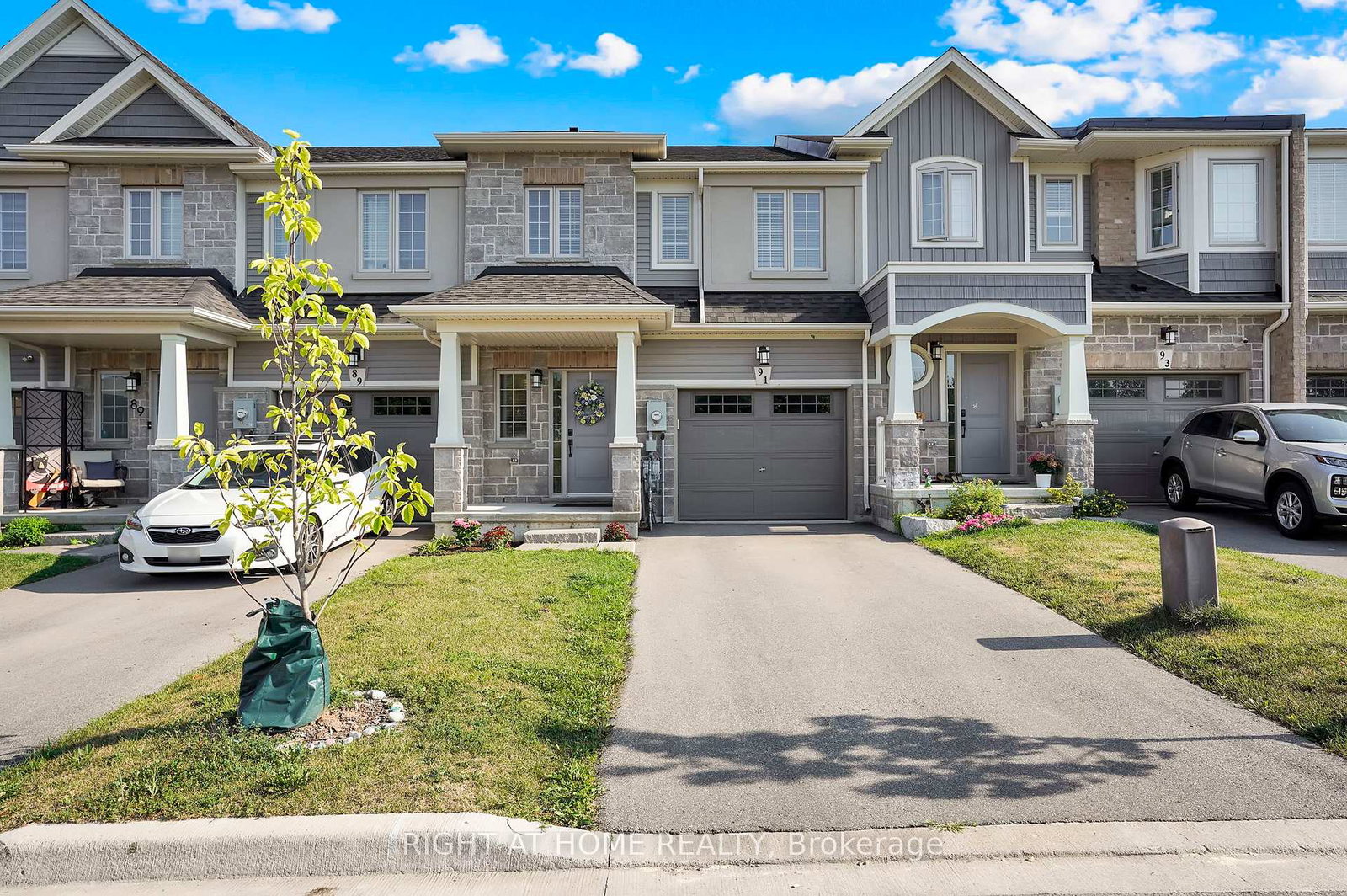 91-beasley-grove-hamilton-ontario-x12541366