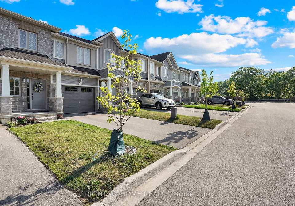 91-beasley-grove-hamilton-ontario-x12541366