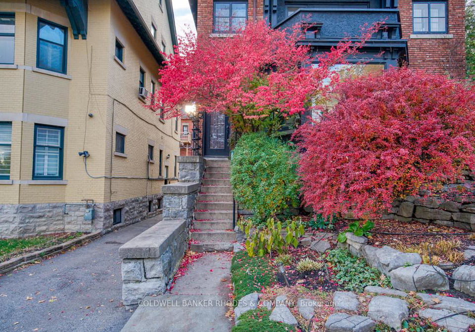 8-12-range-road-lower-town-sandy-hill-ottawa-ontario-x12542132