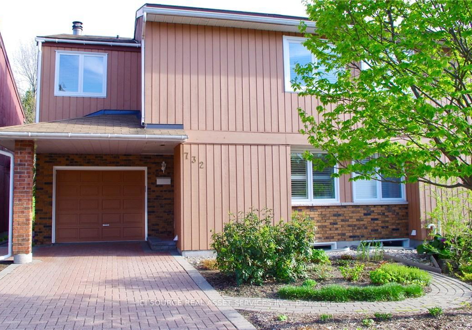 732-mooneys-bay-place-ottawa-ontario-x12542864