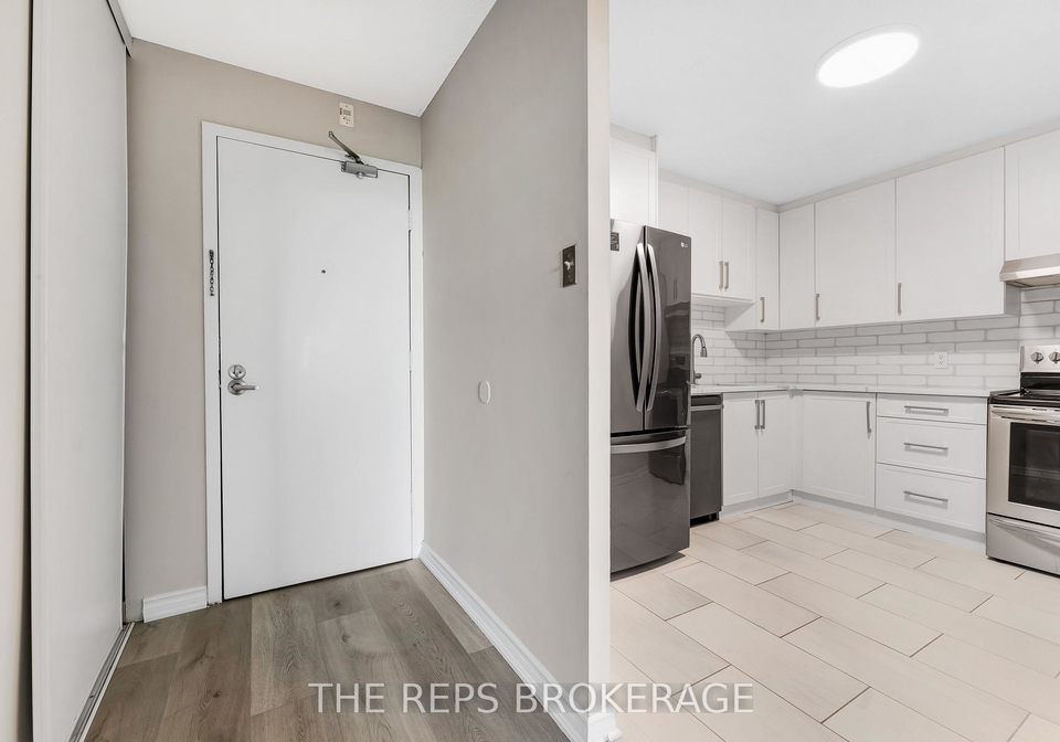 900-dynes-road-mooneys-bay-carleton-heights-and-area-ottawa-ontario-x12542968