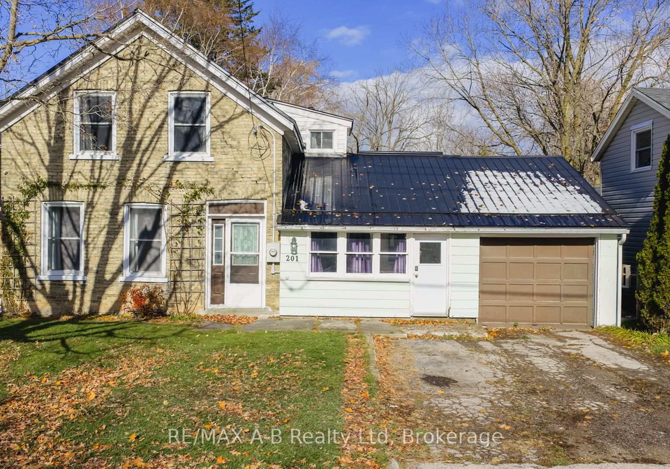 201-jones-street-w-st-marys-ontario-x12543716