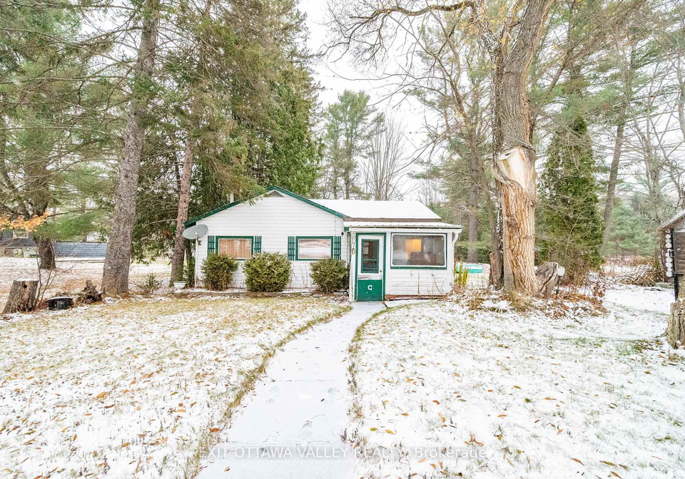 6-ottawa-street-laurentian-hills-ontario-x12544608