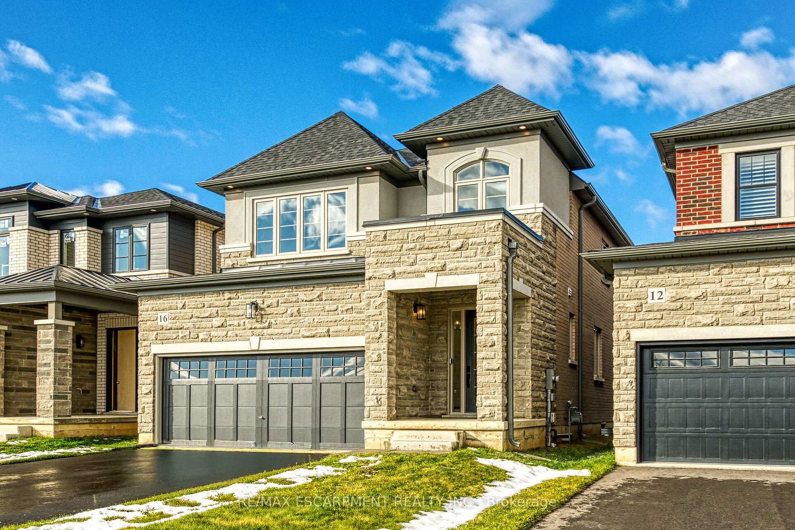 16-sagewood-drive-hamilton-ontario-x12545032